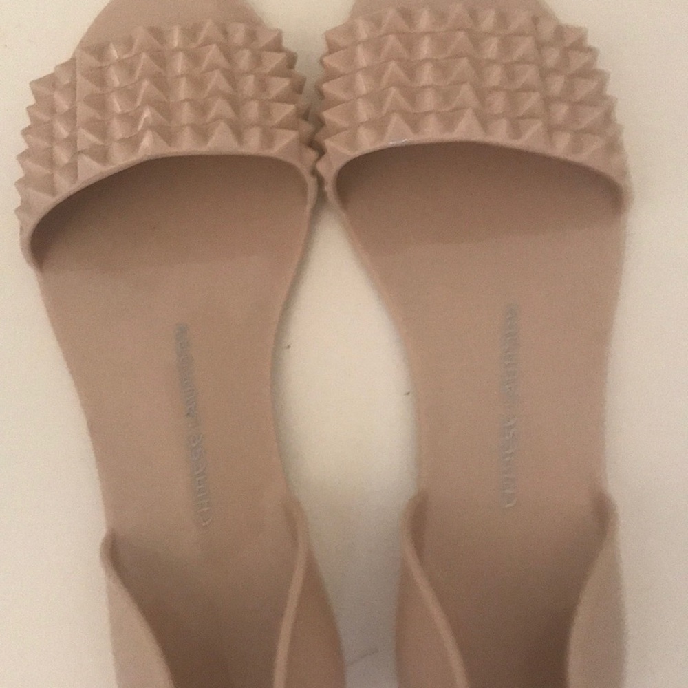 Summer shoes